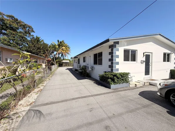 95-97 NE 168th St, Miami, FL 33162