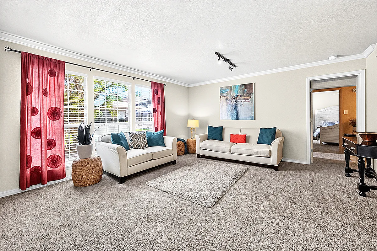 Garden Park Apartments — Photo 1
