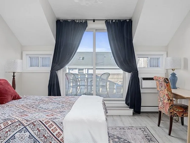 26 W Narragansett Ave #3 — Photo 11