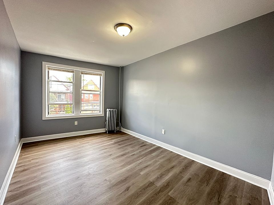 2nd image of 729 A Ave #6E