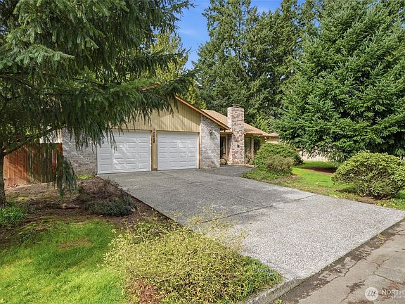 2nd image of 7628 NE Aquilla Court