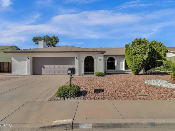 2214 E EL MORO Avenue, Mesa, AZ 85204