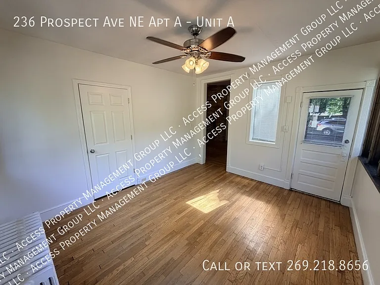 236 Prospect Ave NE #A — Photo 15