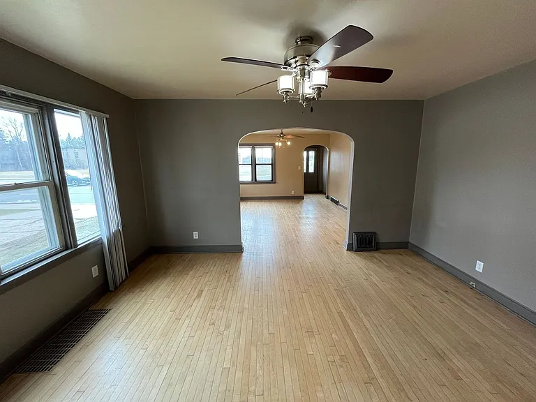 803 Grand Ave — Photo 15