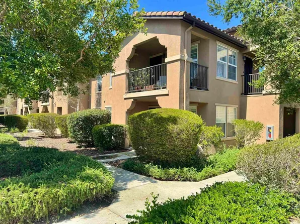 14692 Via Fiesta Unit 4, San Diego, CA 92127