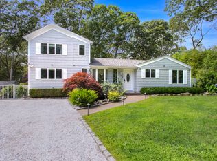 1 Terrace Ln, Hampton Bays, NY 11946