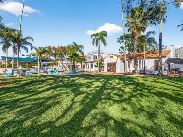 236 San Salvador Dr, Dunedin, FL 34698