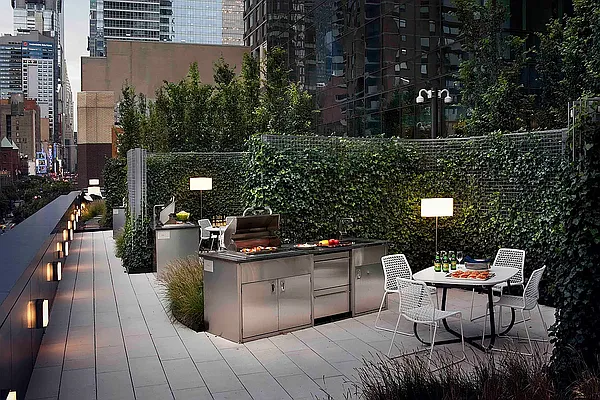 Rented by Corcoran | media 31