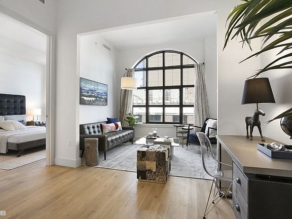 3rd image of 4121 28th St APT 2G