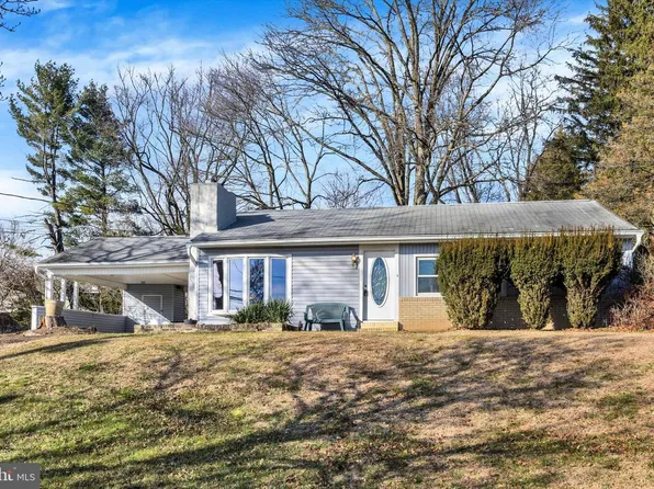 5924 Devonshire Heights Rd, Harrisburg, PA 17112