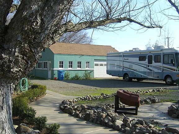 1300sf garage/workshop with automatic garage door
