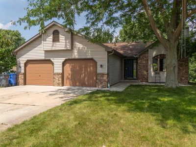 202 Sunset Circle, Columbus, WI, 53925