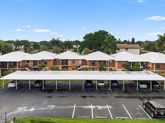 3rd image of 195 Cypress WAY E #8