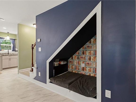 5th image of 125 Fennell Dr