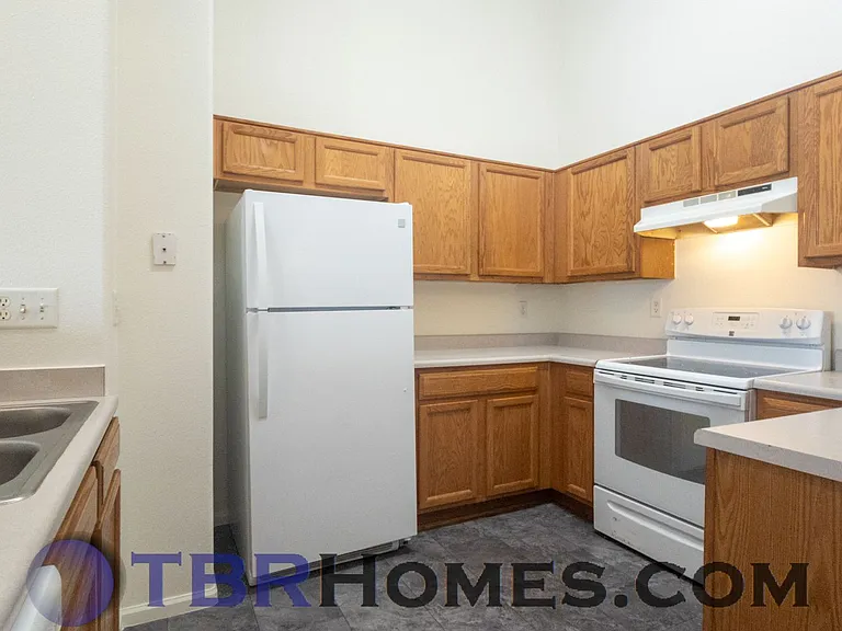 1441 S Danube Way #105 — Photo 3