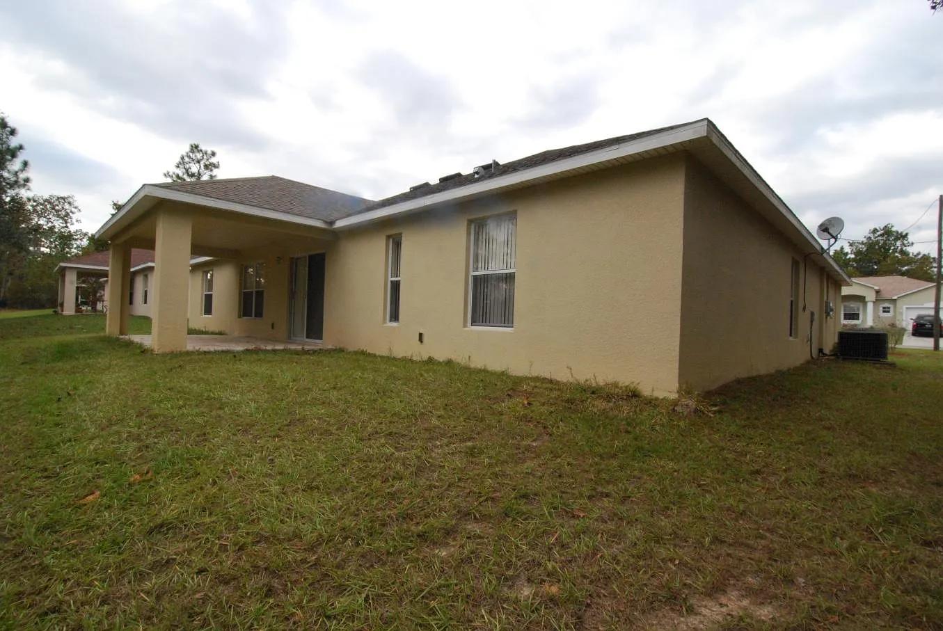 3 bed, 2651 sqft, $2,200 — Photo 3
