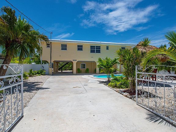 4th image of 17226 Jamaica Ln