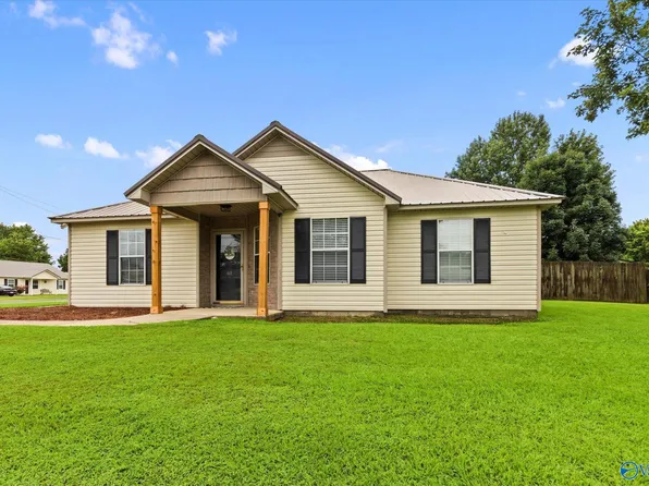 61 Southern Meadows Dr, Boaz, AL 35957