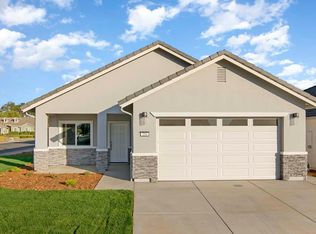 352 Fairway Dr, Ione, CA 95640