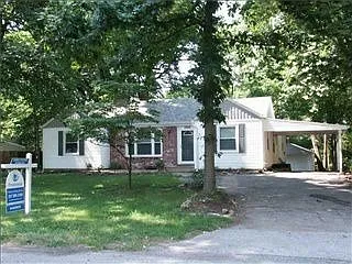 2206 Durham Dr photo 1
