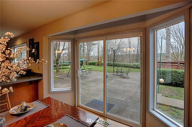 10714 151st Ct NE — Photo 10
