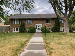 2090 Pike Lake Dr, Saint Paul, MN 55112