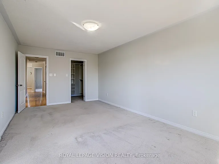 72 Jeanette St — Photo 22