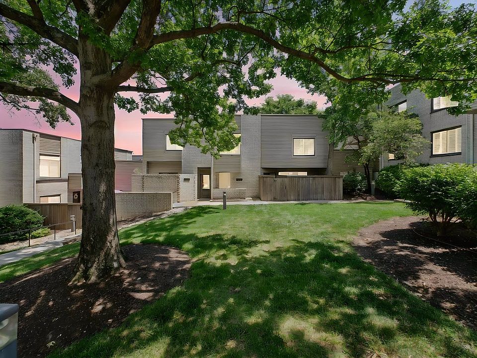 1st image of 2332 Dana Ave