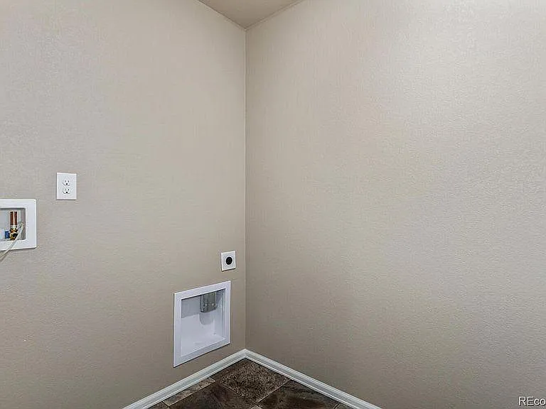 6758 Grainery Rd — Photo 12