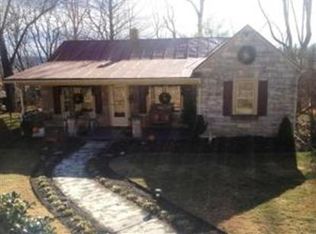 886 Custers Ridge Rd, Boones Mill, VA 24065