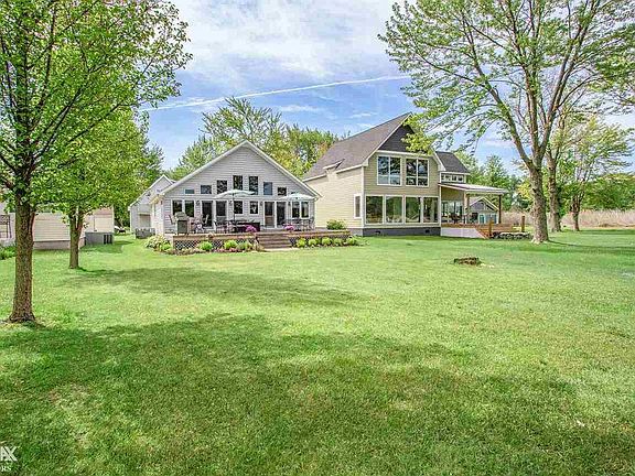2nd image of 4160 Middle Channel Dr