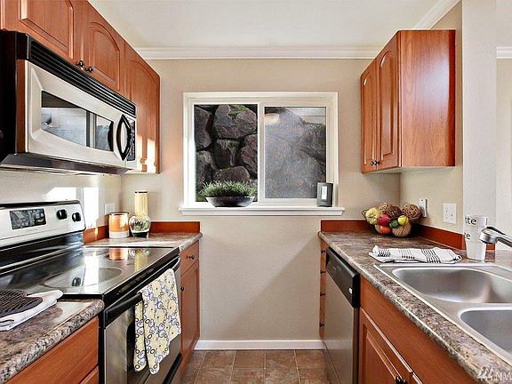 3rd image of 3804 130th Ln SE APT B8