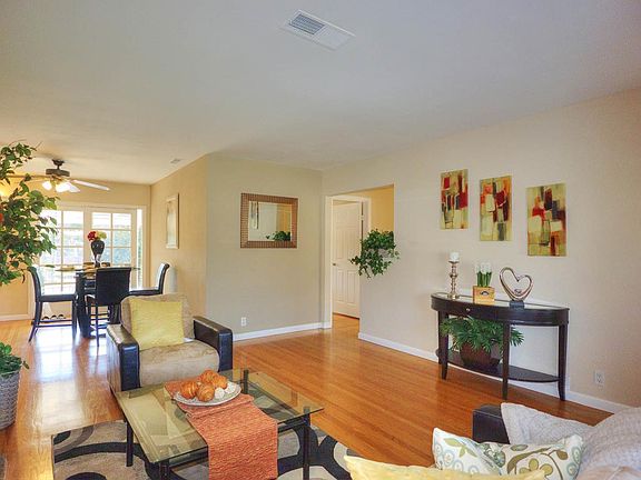 4th image of 13714 Highwood Dr