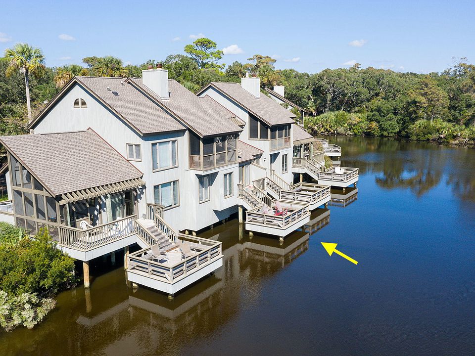1st image of 4586 Park Lake Dr