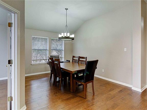 5th image of 143 Barberry Park