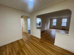 83-43 118th St #1B, Kew Gardens, NY 11415