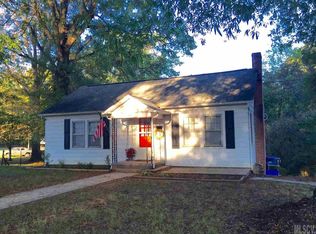 421 11th St SW, Hickory, NC 28602