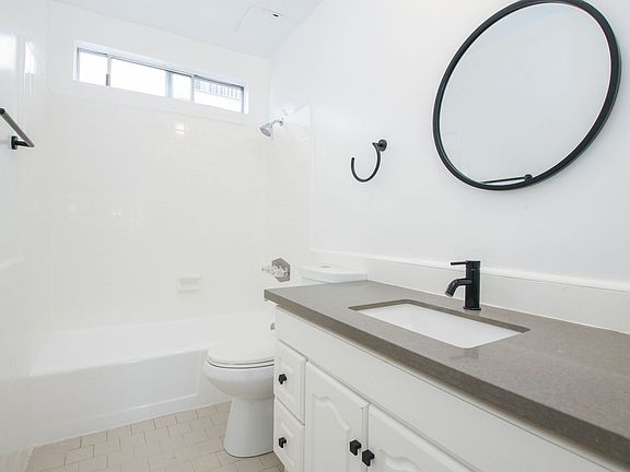 3rd image of 4378 W 138th St #1