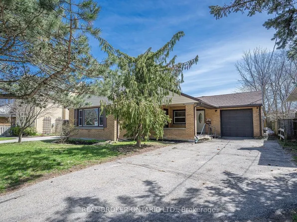 685 Frederick St, Kitchener, ON N2B 2B3