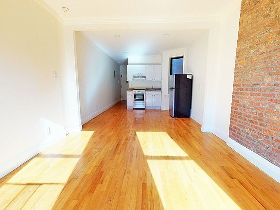 2nd image of 285 W 147th St #5FL4