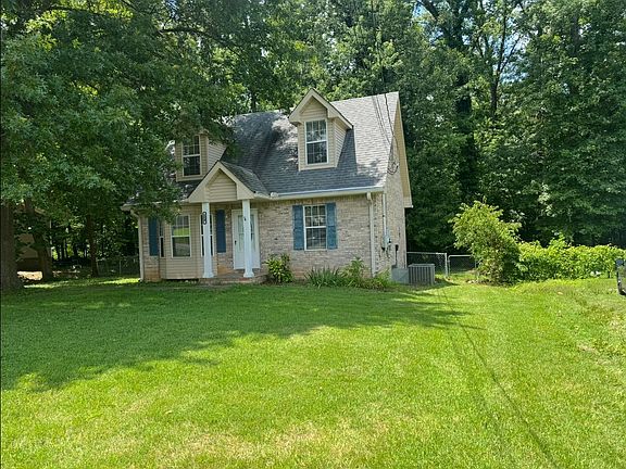 3rd image of 574 Garnet Dr