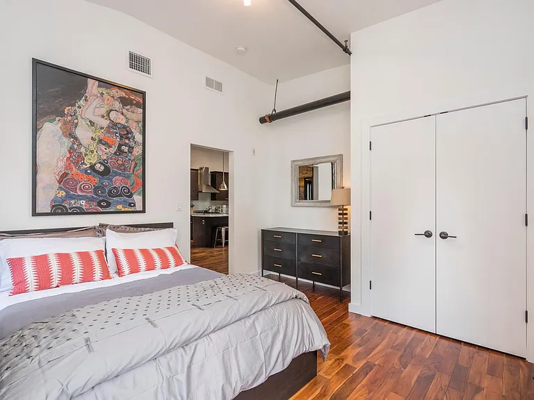30 S 7th St #FURNISHED — Photo 14