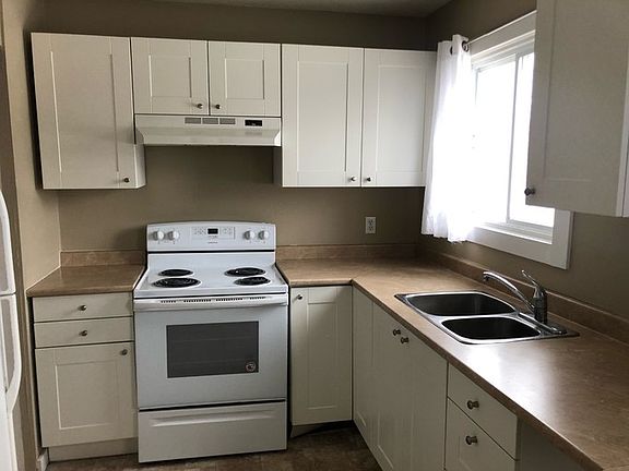 3rd image of 4805 53a St