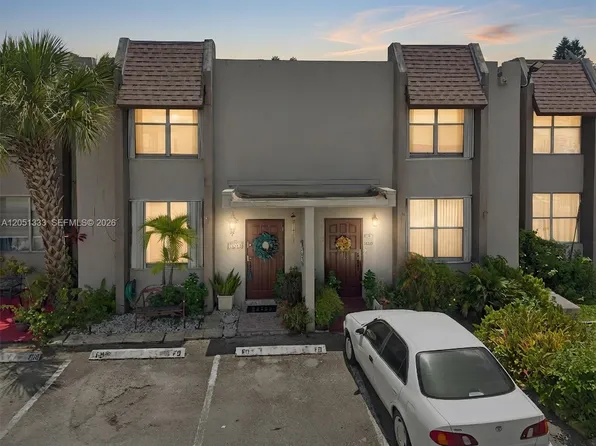 14241 Memorial Hwy #9F, Miami, FL 33161