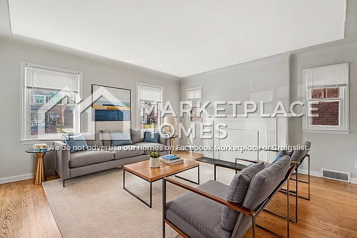 4 bed, 2.0 bath, 1400 sqft, $1,650 — Photo 4