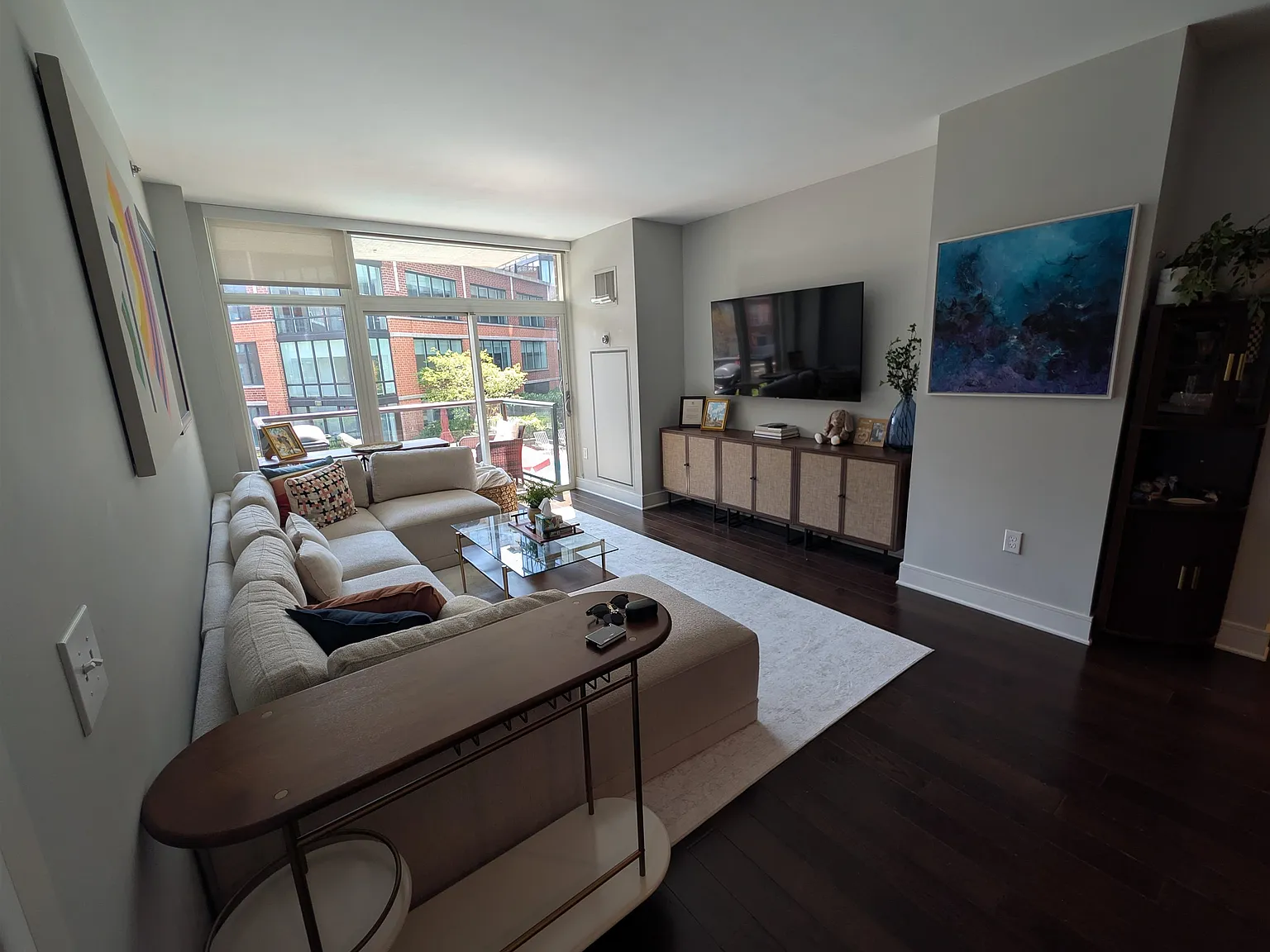 1100 Maxwell — Photo 4