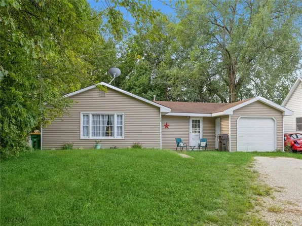 116 E Grade St, Winterset, IA 50273