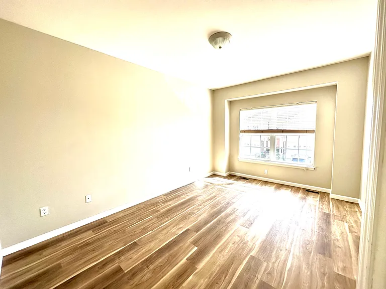 16168 Lea Oak Ct — Photo 13