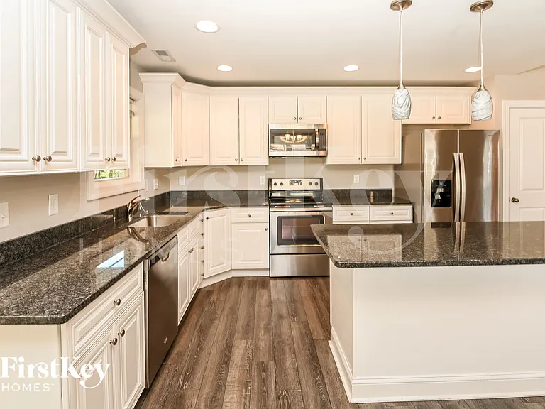 119 Cline St — Photo 8