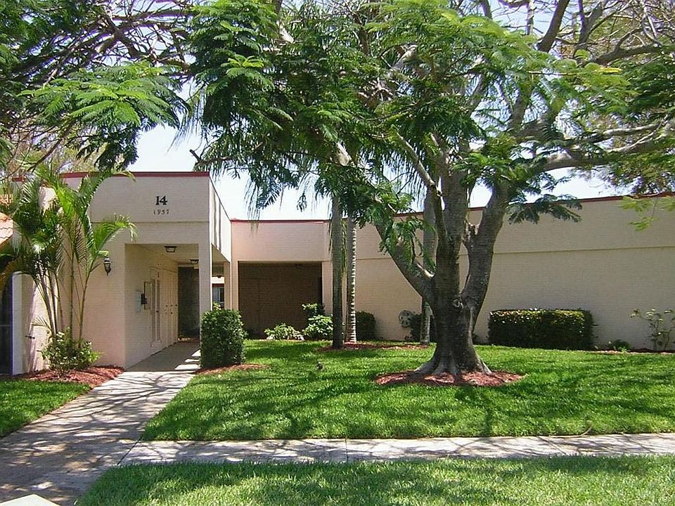 1st image of 1957 NE Collins Cir APT 1450